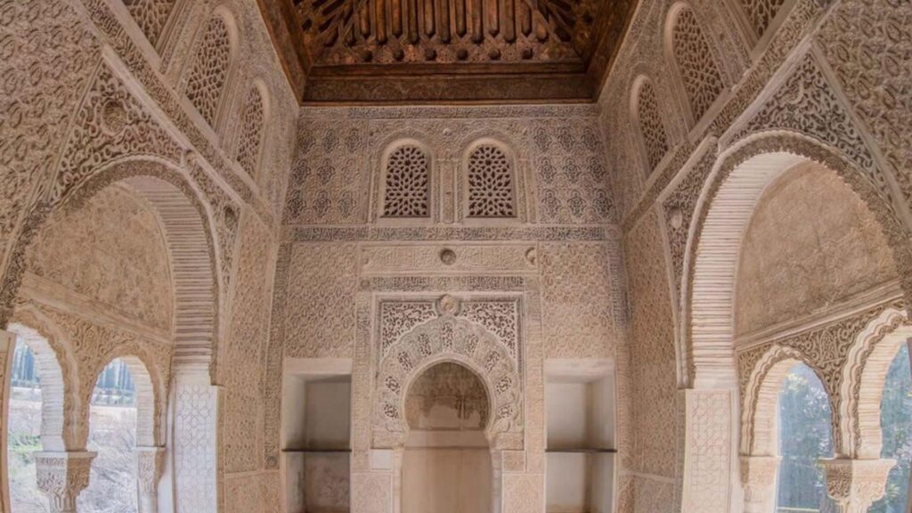 Interior Of The Alhambra 2K Wallpapers