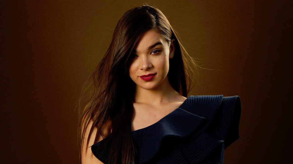 Hailee Steinfeld Wallpapers