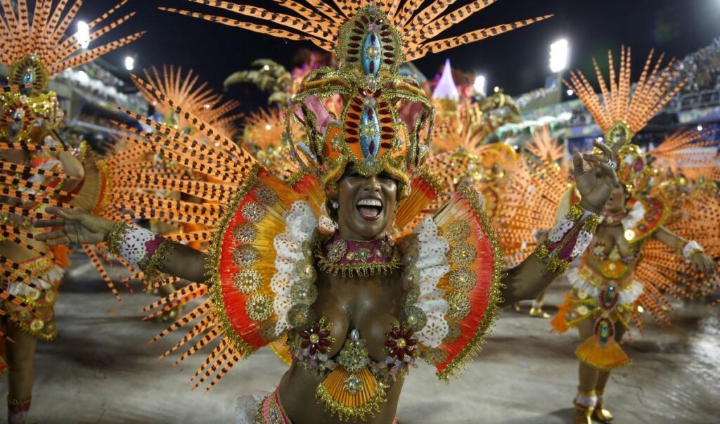 Equatorial Guinea accused of bribery at Rio Carnival parade