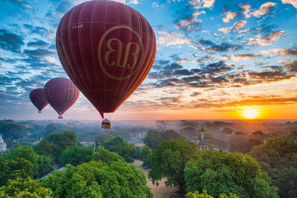 Bagan myanmar burma pagan balloons sky sunset panorama 2K wallpapers