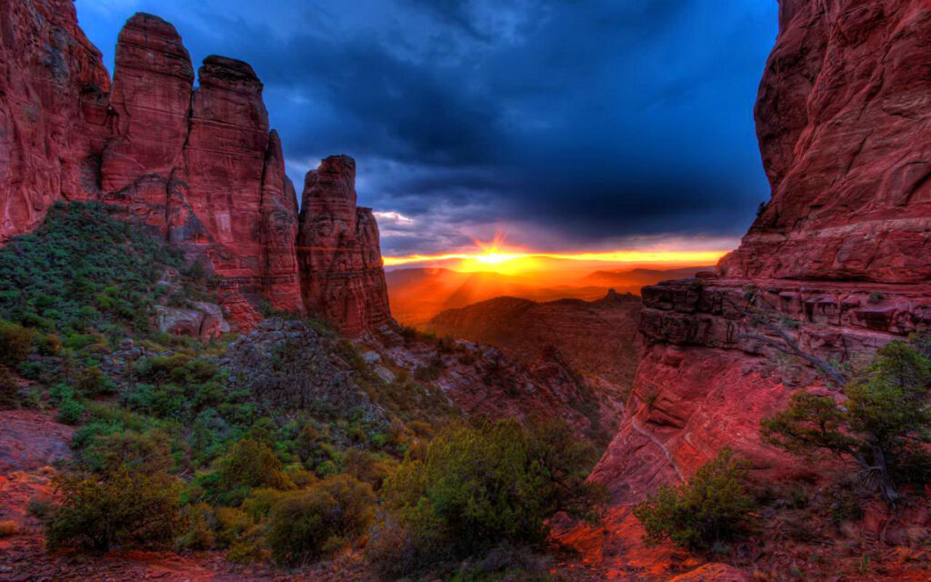 Sunset Cathedral Rock Sedona Arizona Desk 4K 2K Wallpapers For Mobile