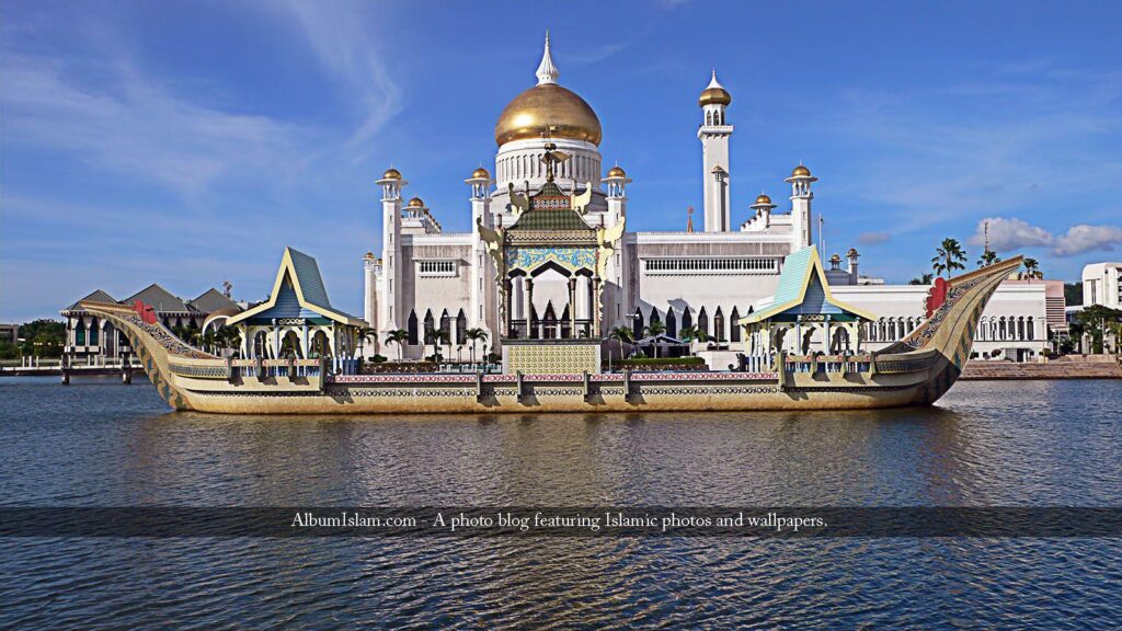 Album Islam Sultan Omar Ali Saifuddin Mosque