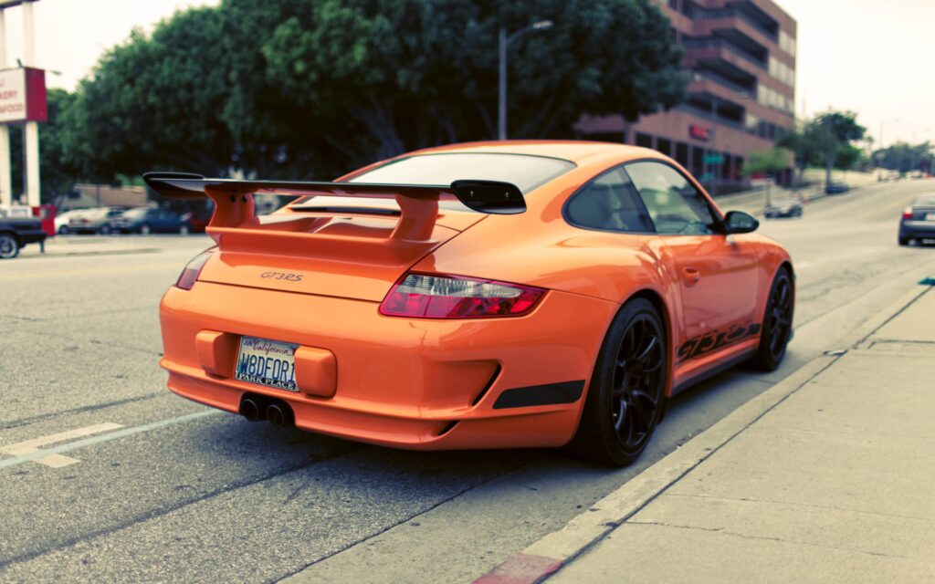 Orange Porsche GT RS Wallpapers