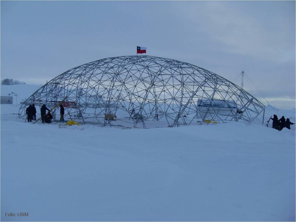 Un hangar desplegable sustituirá al gimnasio antártico de Villa Las