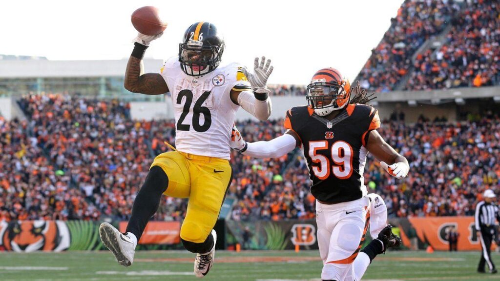 Le’Veon Bell doesn’t land long