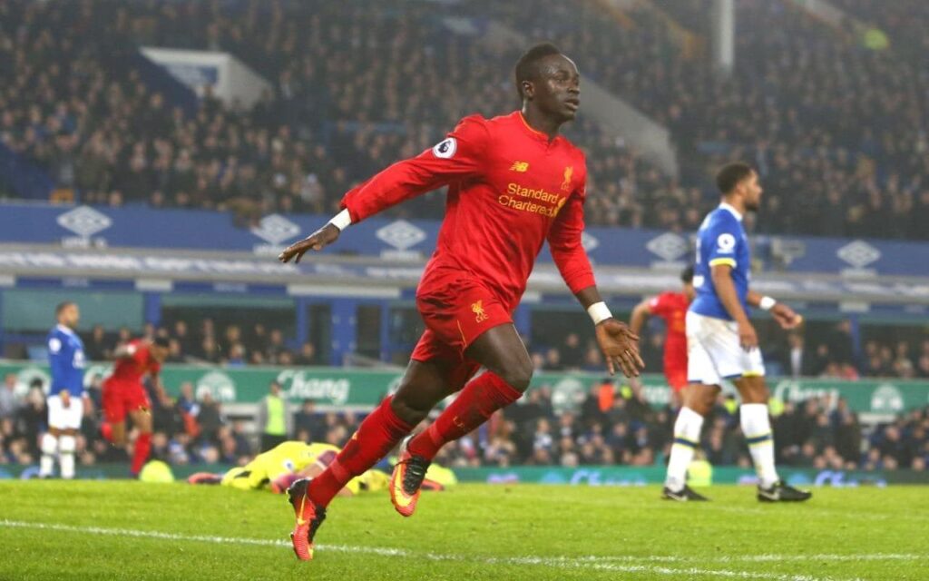 Everton Liverpool Reds leave it late as Sadio Mane grabs