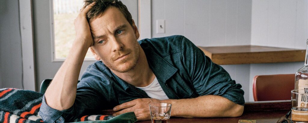 Download Wallpapers Michael fassbender, Actor, Table