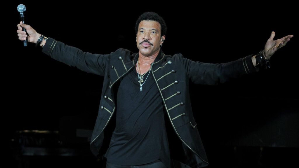 Lionel Richie Celebrity Wallpapers  – Full HD