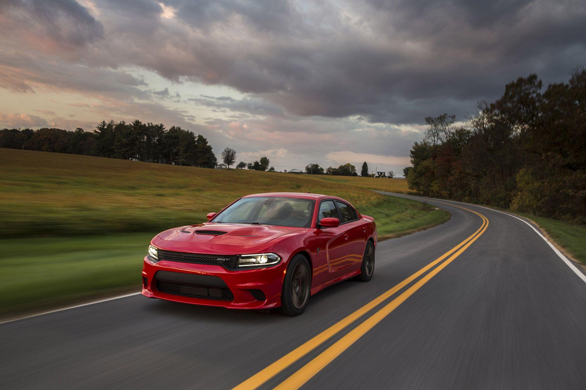 Dodge Charger SRT Hellcat Wallpapers