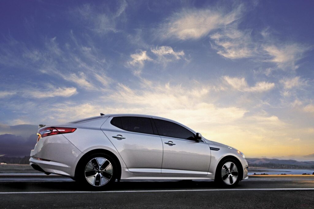 Kia Optima Hybrid photo pictures at high resolution