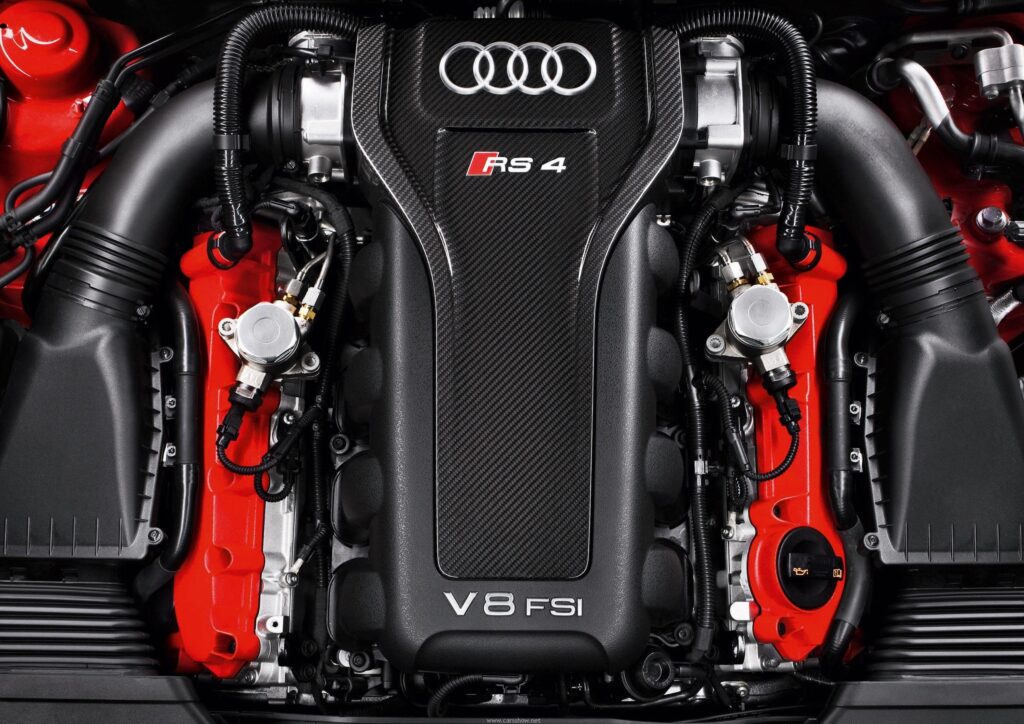 Audi RS Avant – Engine Bay