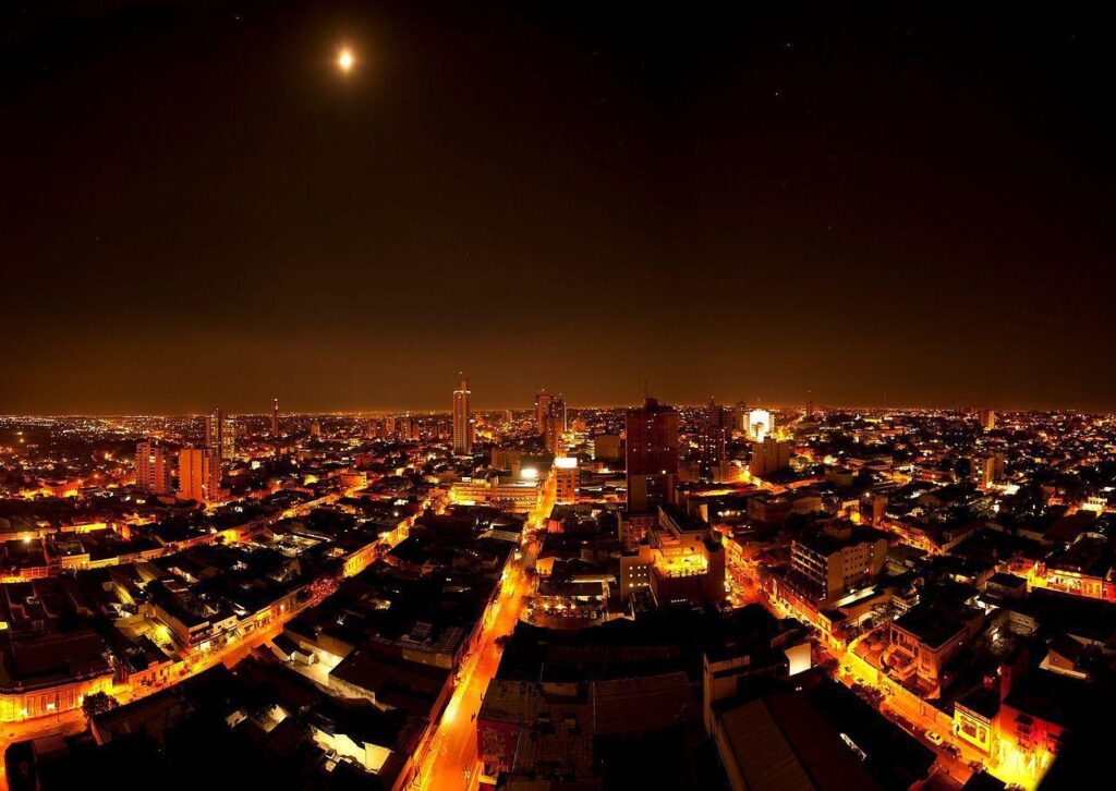 Asunción at night