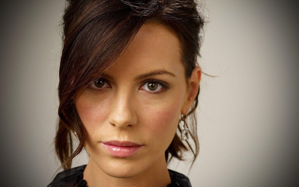 Kate Beckinsale Wallpapers, Pictures, Wallpaper