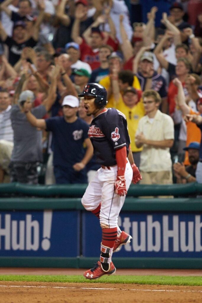 PHOTO GALLERY Cleveland Indians beat Nationals on Francisco Lindor