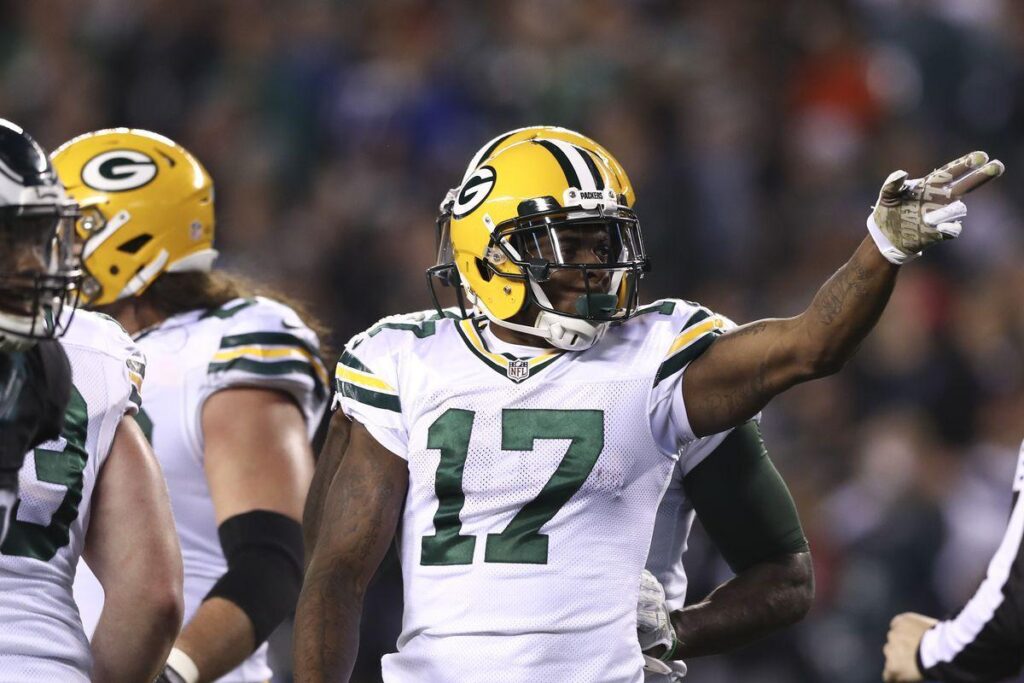 Extension watch History shows locking up Davante Adams is an