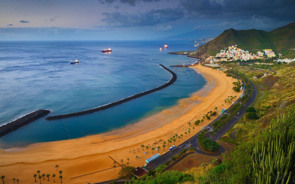 Beach in Tenerife in the Canary Islands 2K Wallpapers