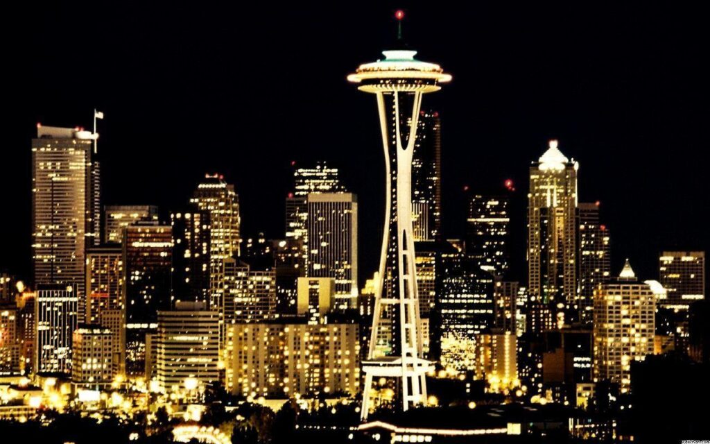 Pix For – Space Needle At Night
