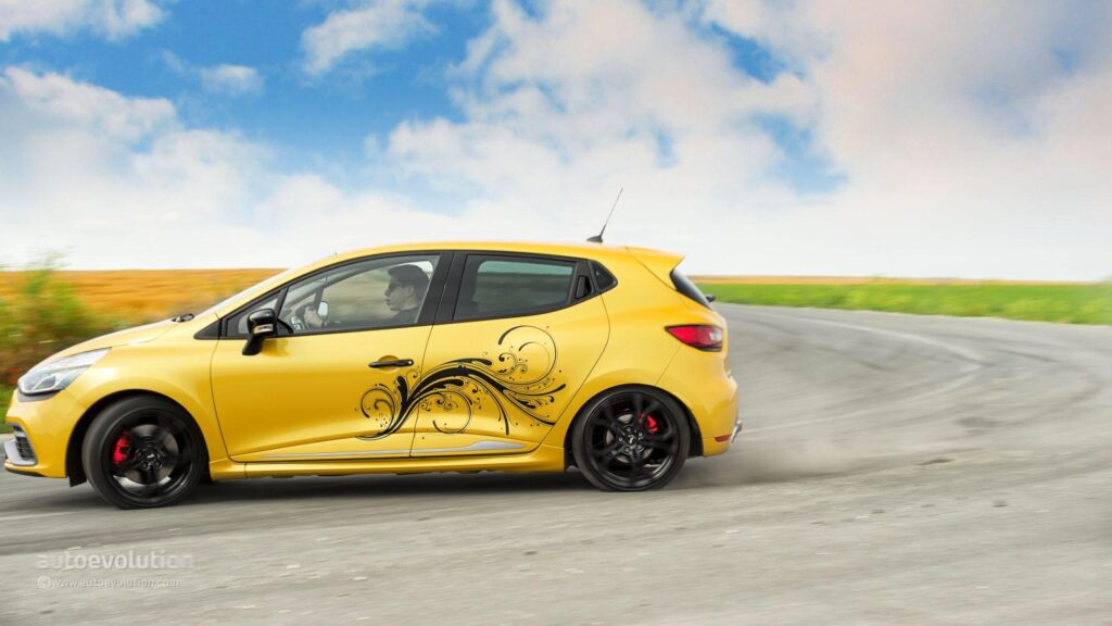 Renault Clio RS Turbo 2K Wallpapers