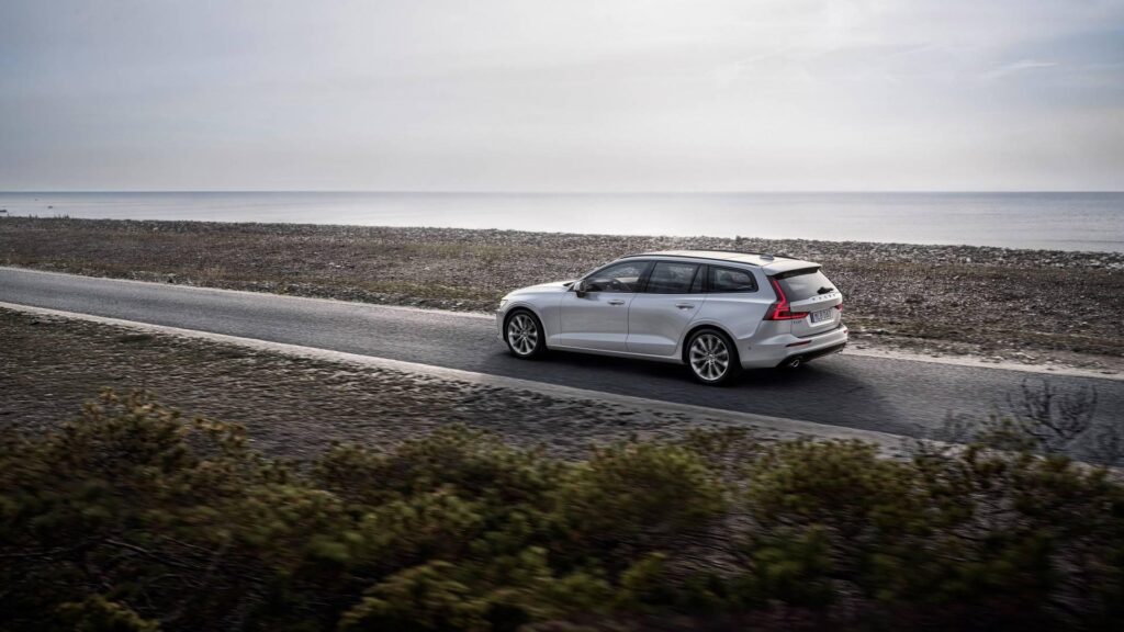 Volvo S Leaked Wallpaper Leads To Handsome High