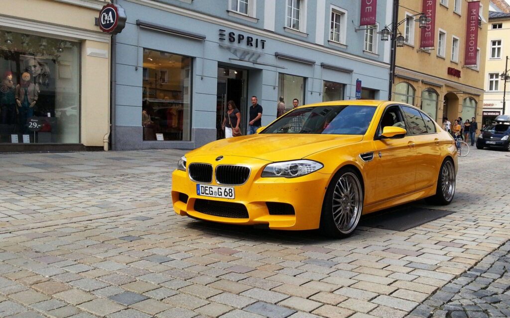 BMW F M