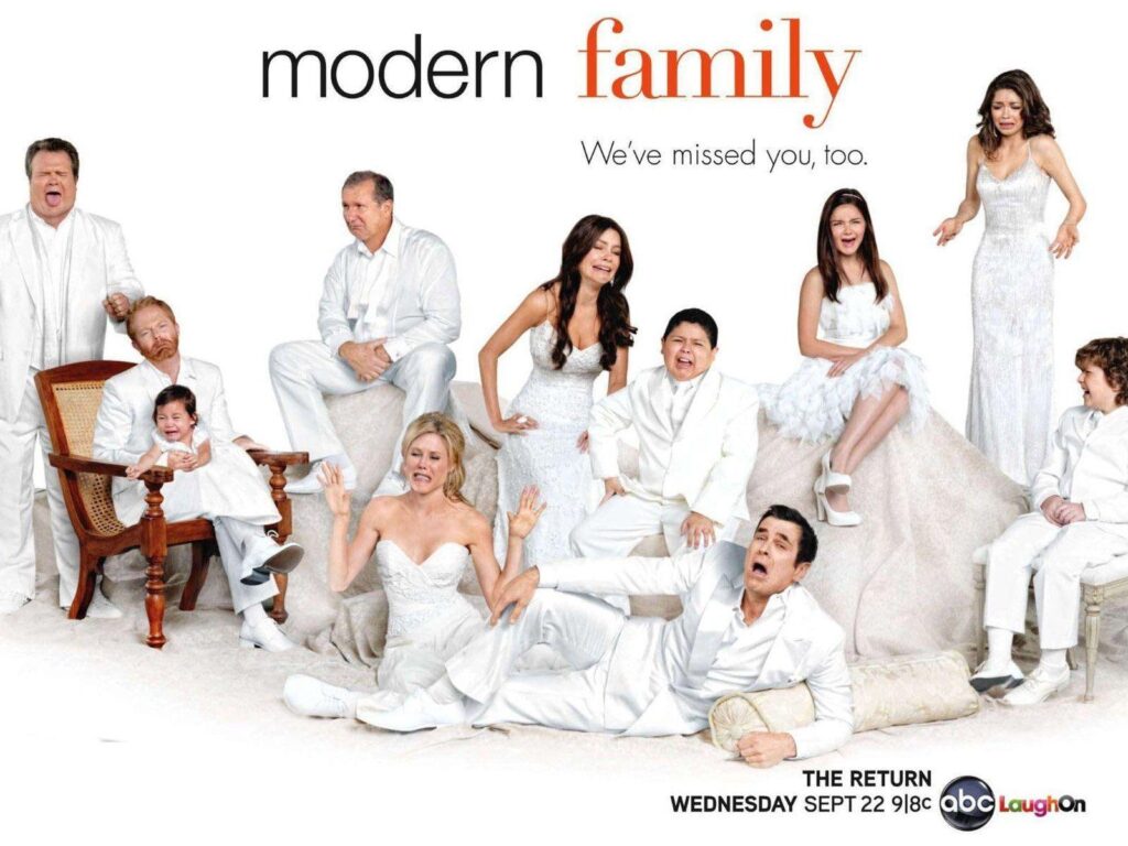 UV 2K Quality Modern Family Wallpapers, Modern Family Wallpapers