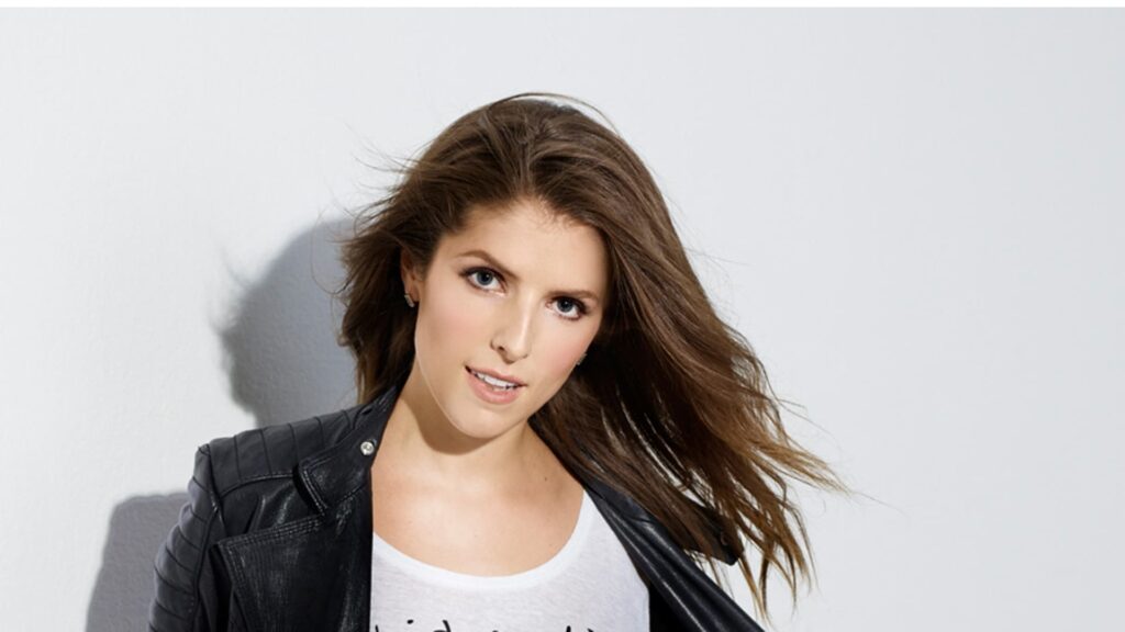 Anna Kendrick wallpapers 2K High Quality Resolution Download