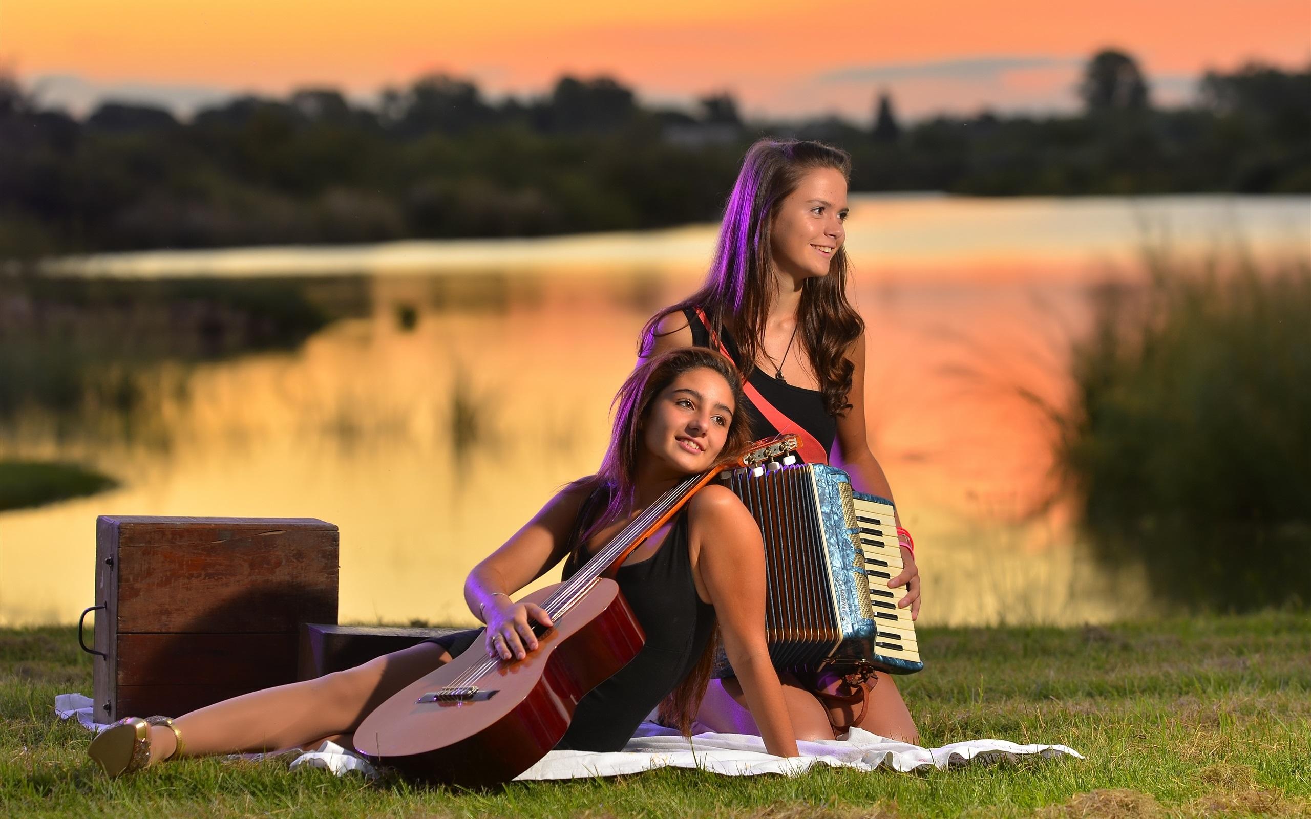 Wallpapers Two girls, guitar, accordion, music 2K Picture