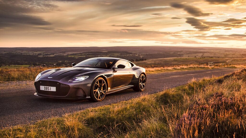 Aston Martin DBS Superleggera Wallpapers & 2K Wallpaper