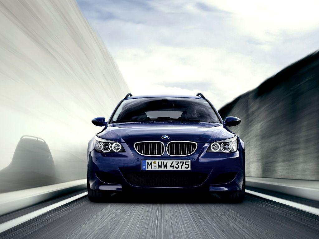 BMW Downloads BMW M Touring wallpapers