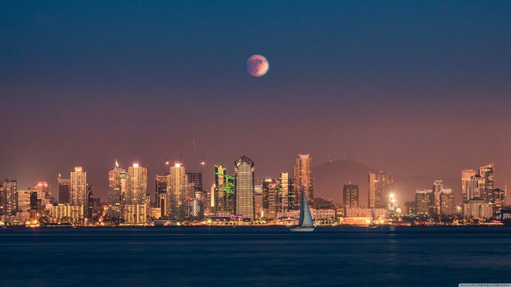 Supermoon Eclipse over San Diego ❤ K 2K Desk 4K Wallpapers for K