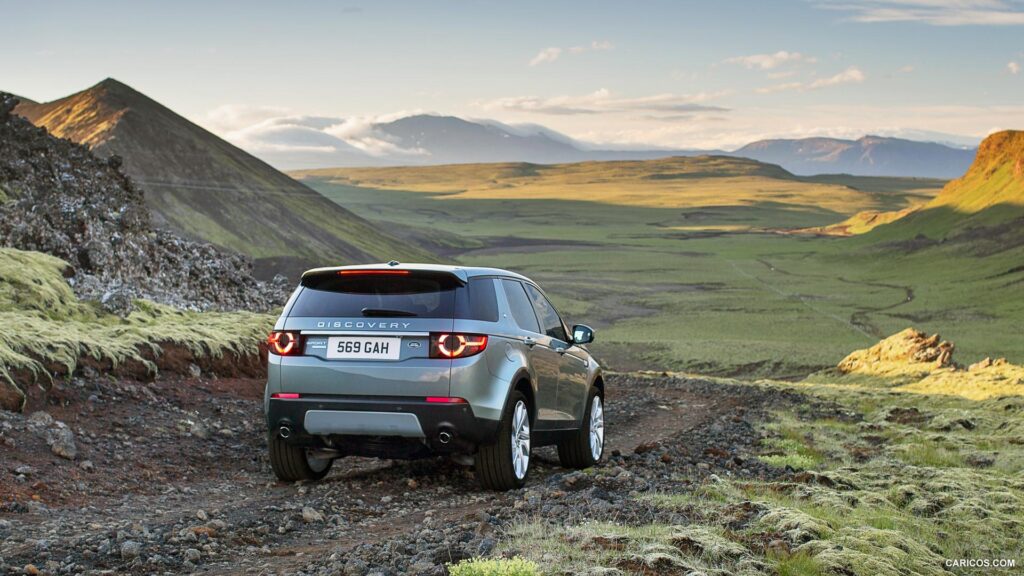 Land Rover Discovery Sport 2K Wallpaper, Backgrounds Wallpaper