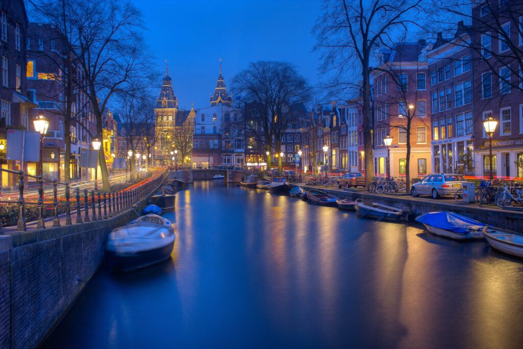 Amsterdam Netherlands wallpapers 2K in Cities