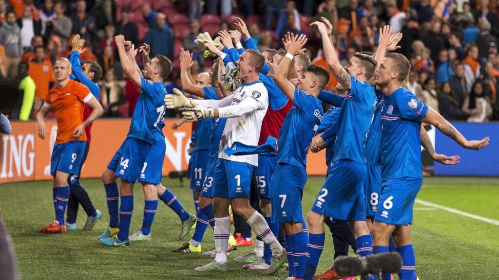 Euro Beijing Fans Elvar Berg of Iceland – That’s Beijing