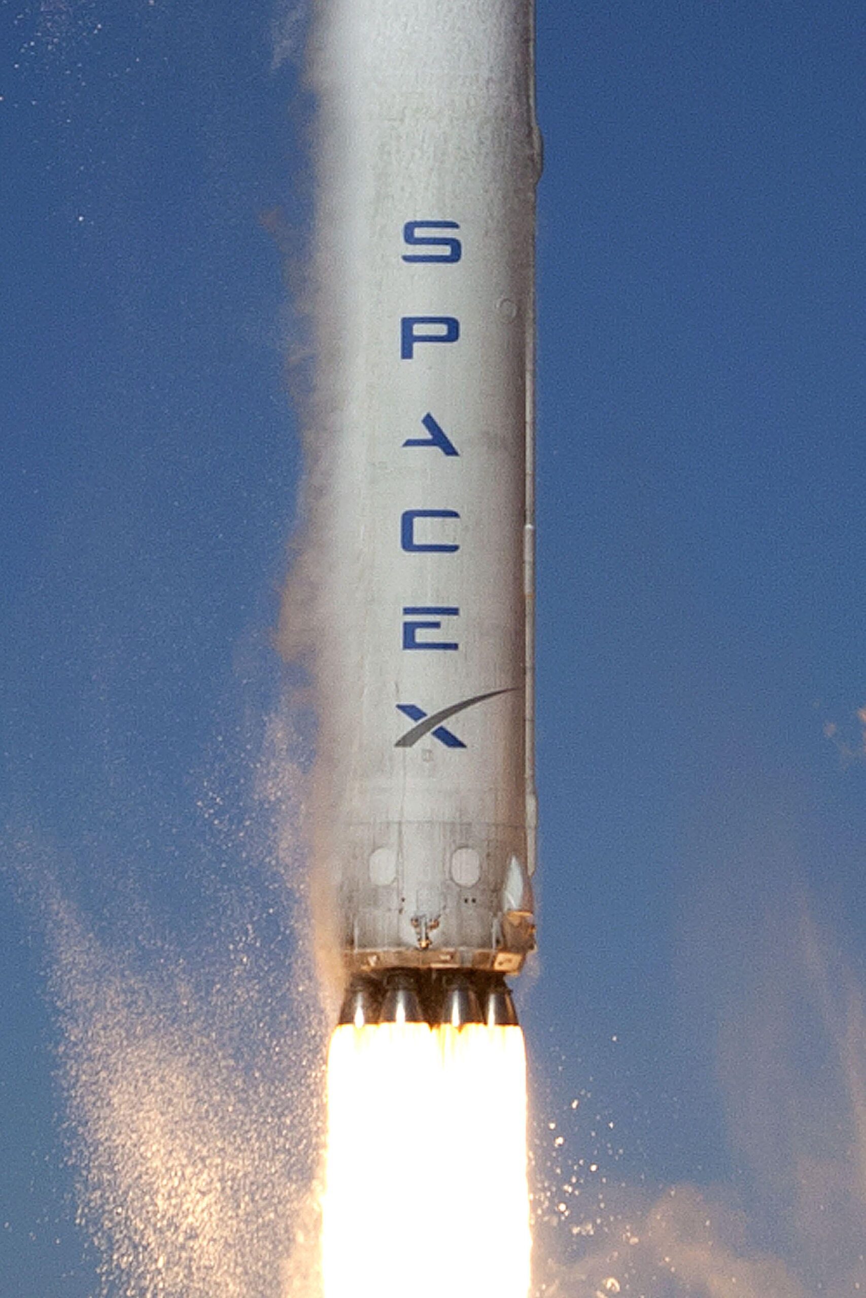 Following launch failure, SpaceX preparing to debut ‘significantly