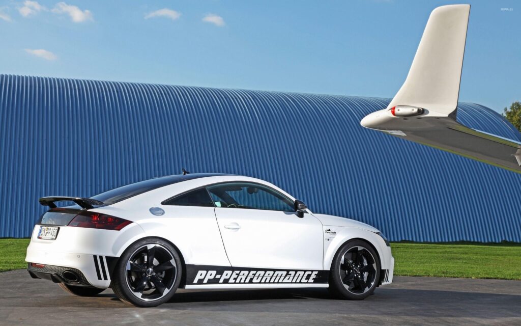 Audi TT RS wallpapers