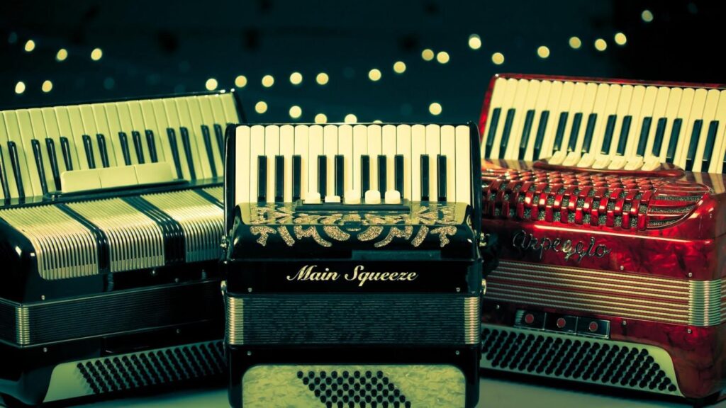 Accordion Wallpapers