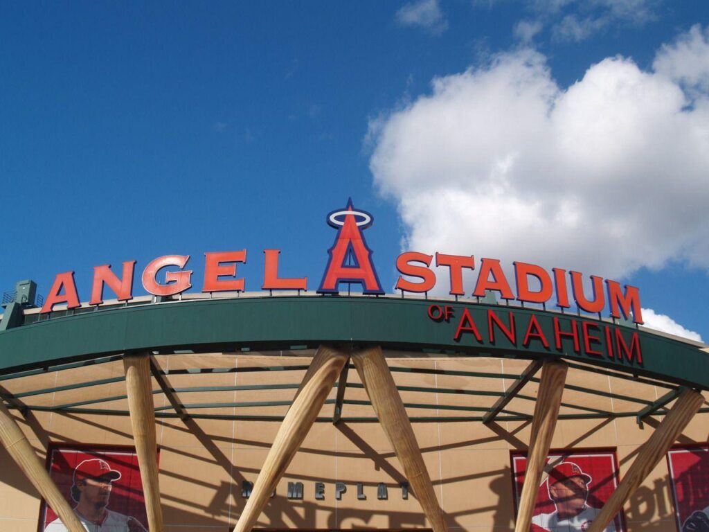 Los Angeles Angels Of Anaheim Logo Baseball 2K desk 4K wallpapers
