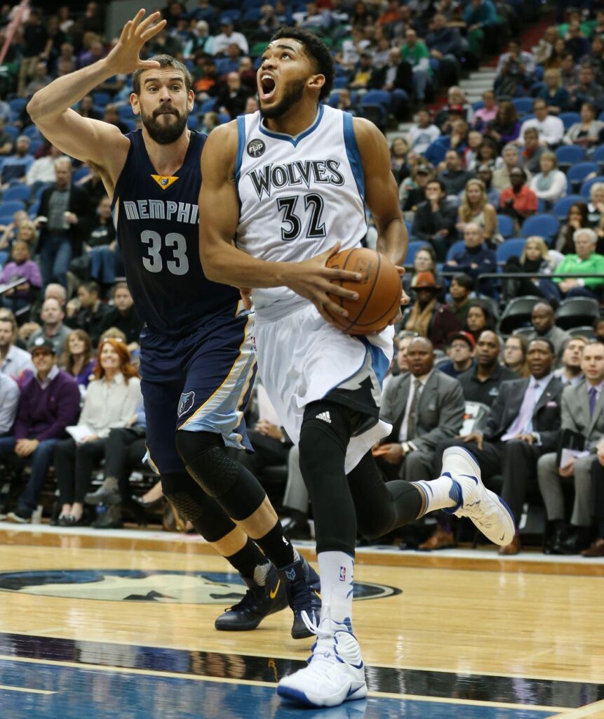 Hyperdunk karl anthony towns