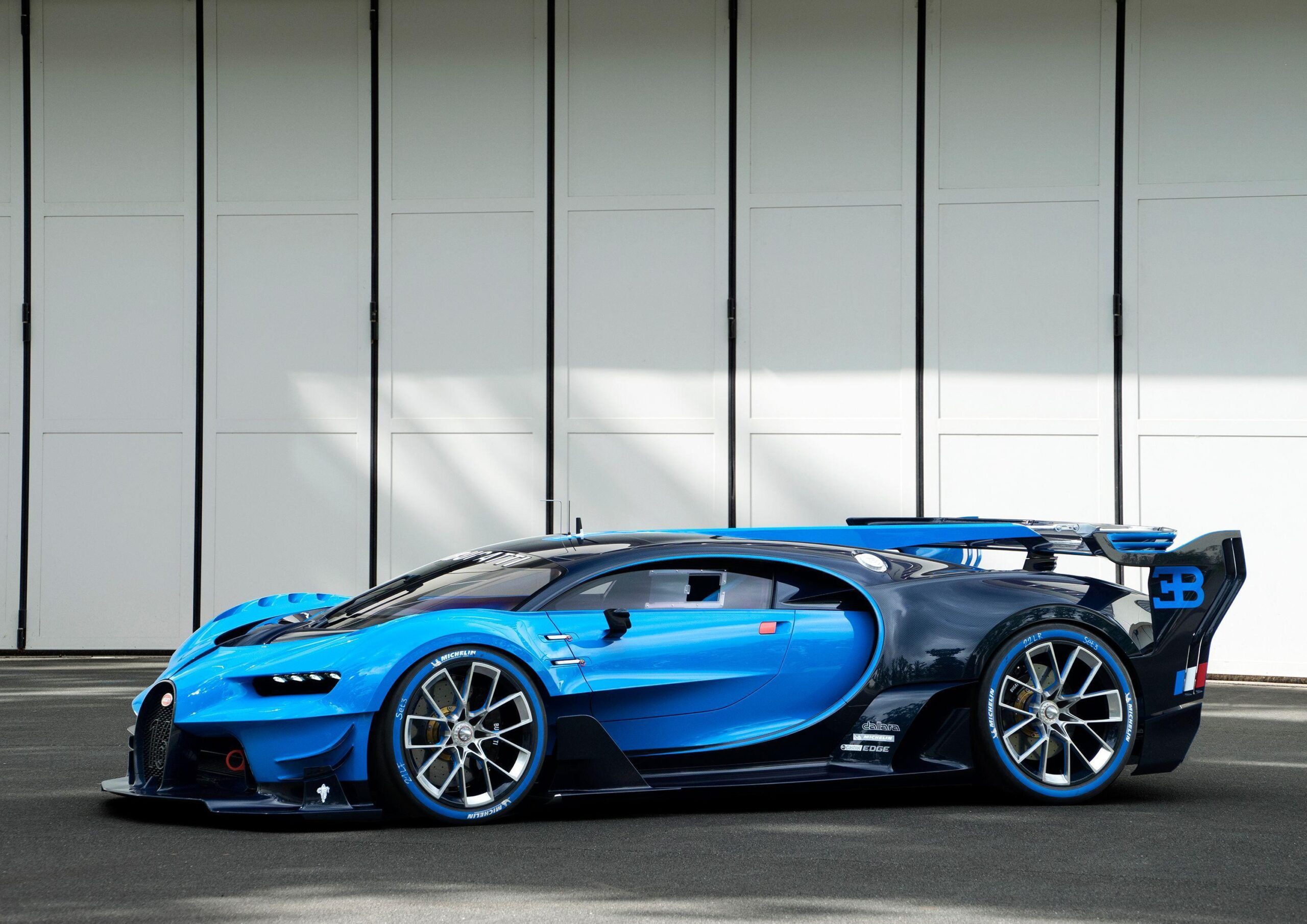 Bugatti Chiron HQ Wallpapers