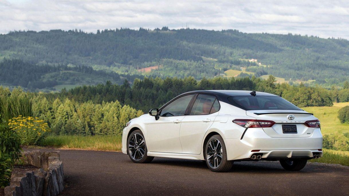 Toyota Camry Rear High Resolution Wallpapers