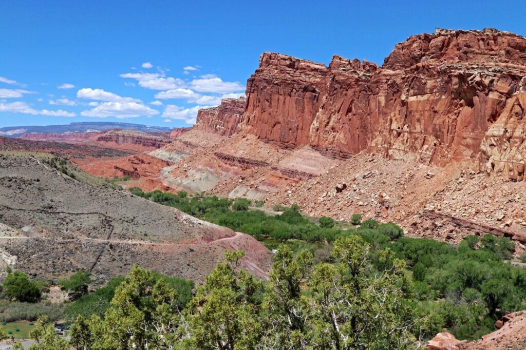 Hike Utah’s Sleeping Rainbow