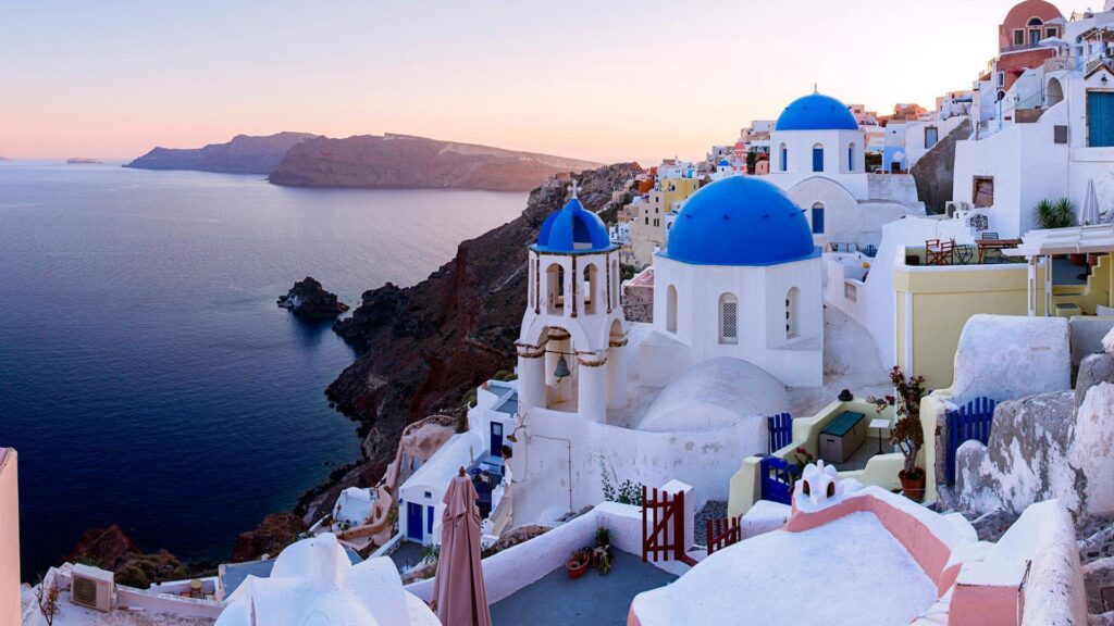 Town Oia, Santorini Island, Greece, 2K Wallpapers