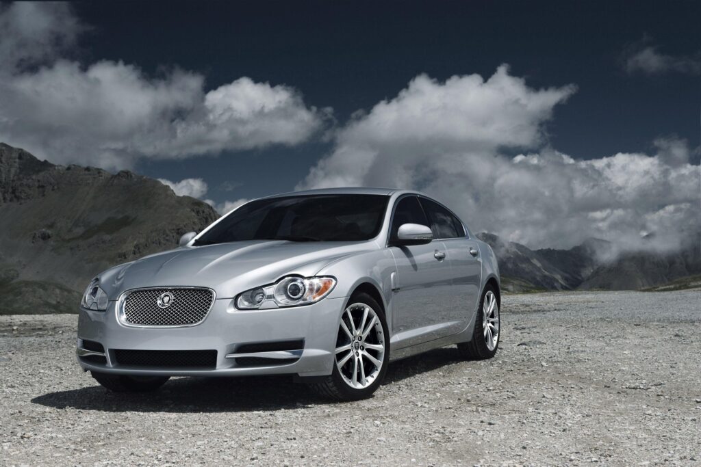 Jaguar XF 2K Wallpapers