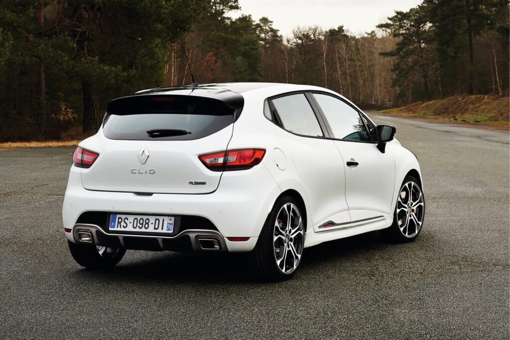 WHITE RENAULT CLIO RS REAR WALLPAPERS