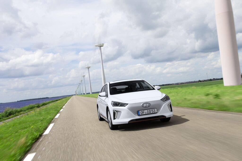 Wallpapers Wednesday Hyundai IONIQ Electric