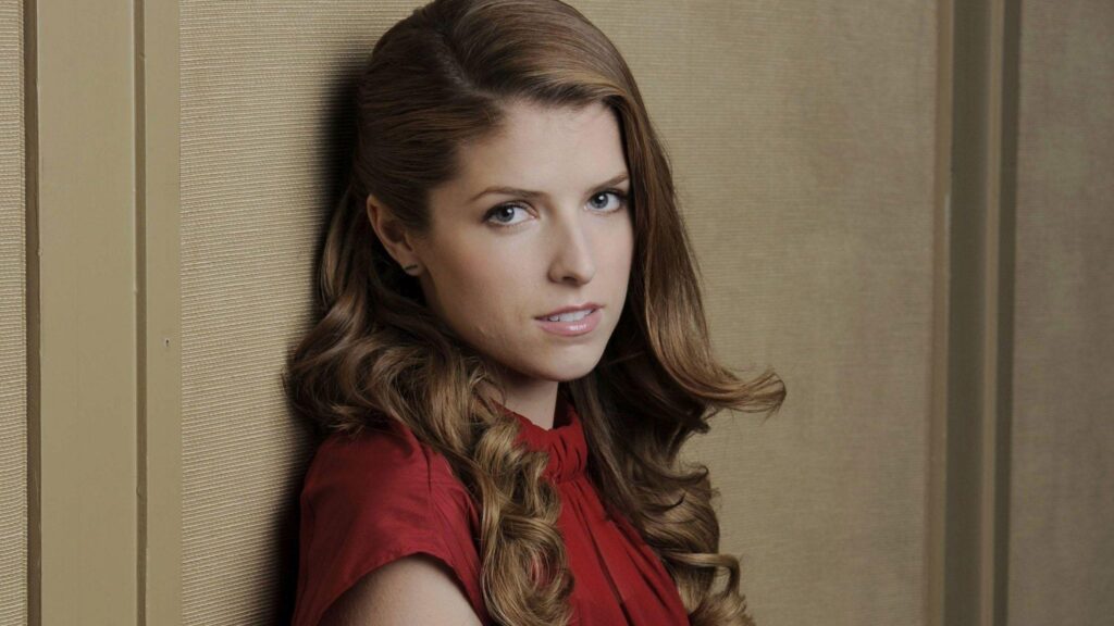 Anna Kendrick Wallpapers