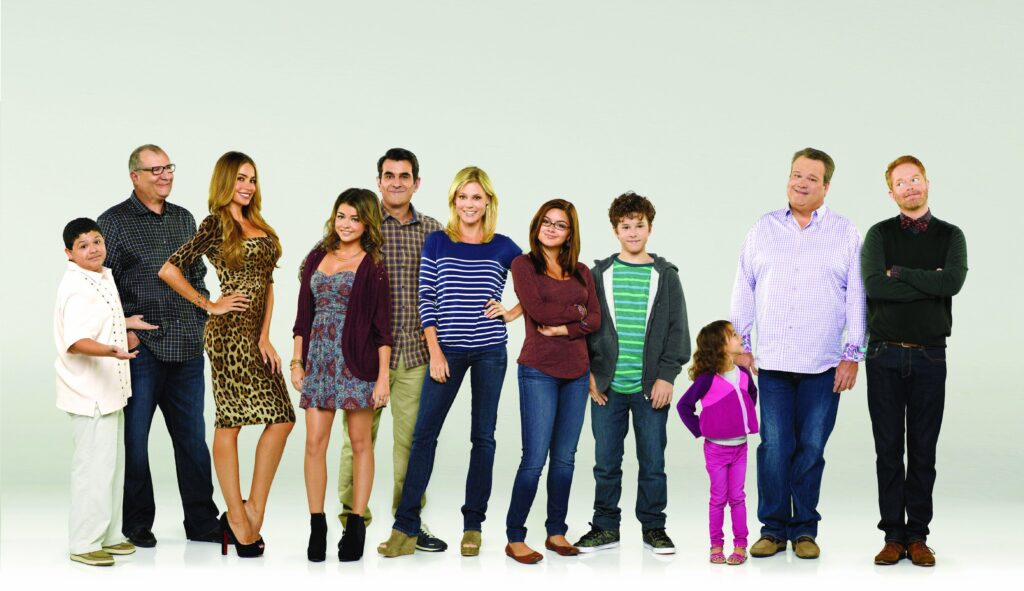 MODERN FAMILY sitcom comedy series