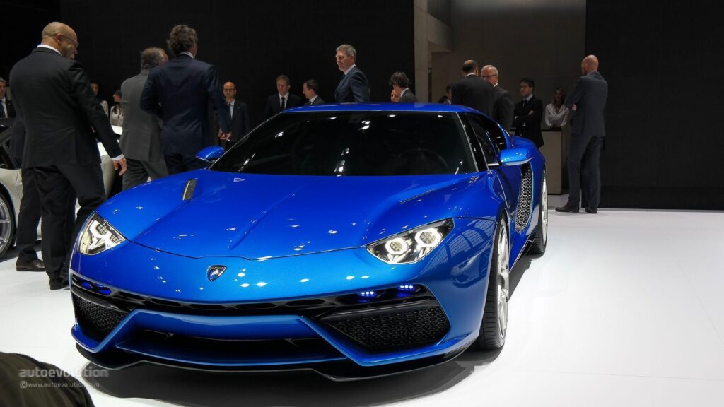 Lamborghini Asterion Silences Paris, But Will They Build It? Live