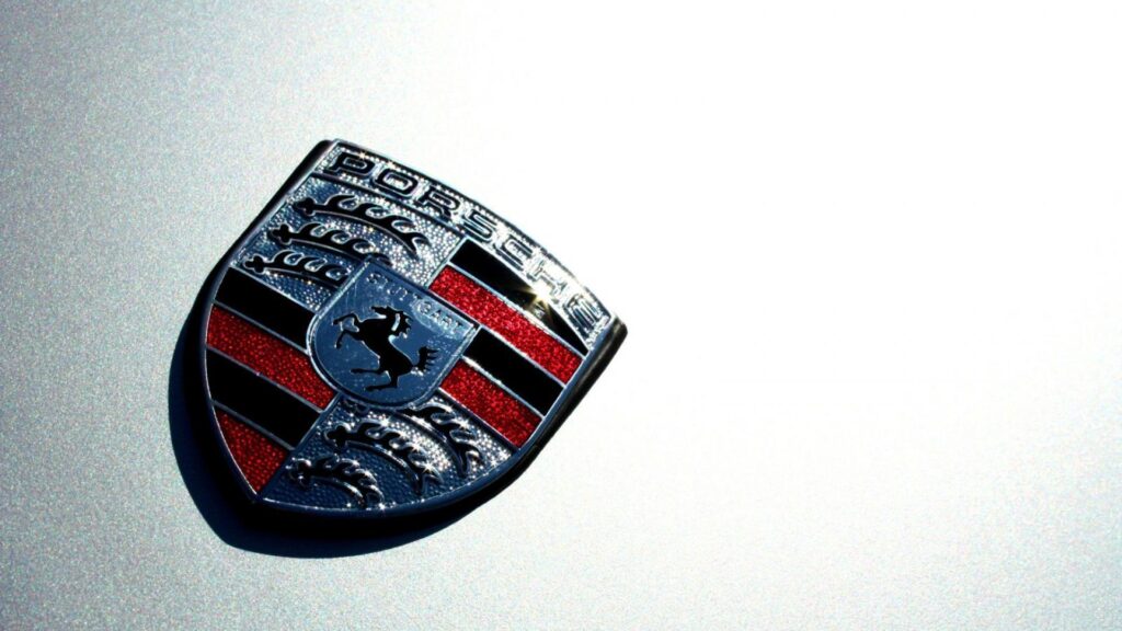 2K Porsche Logo Wallpapers