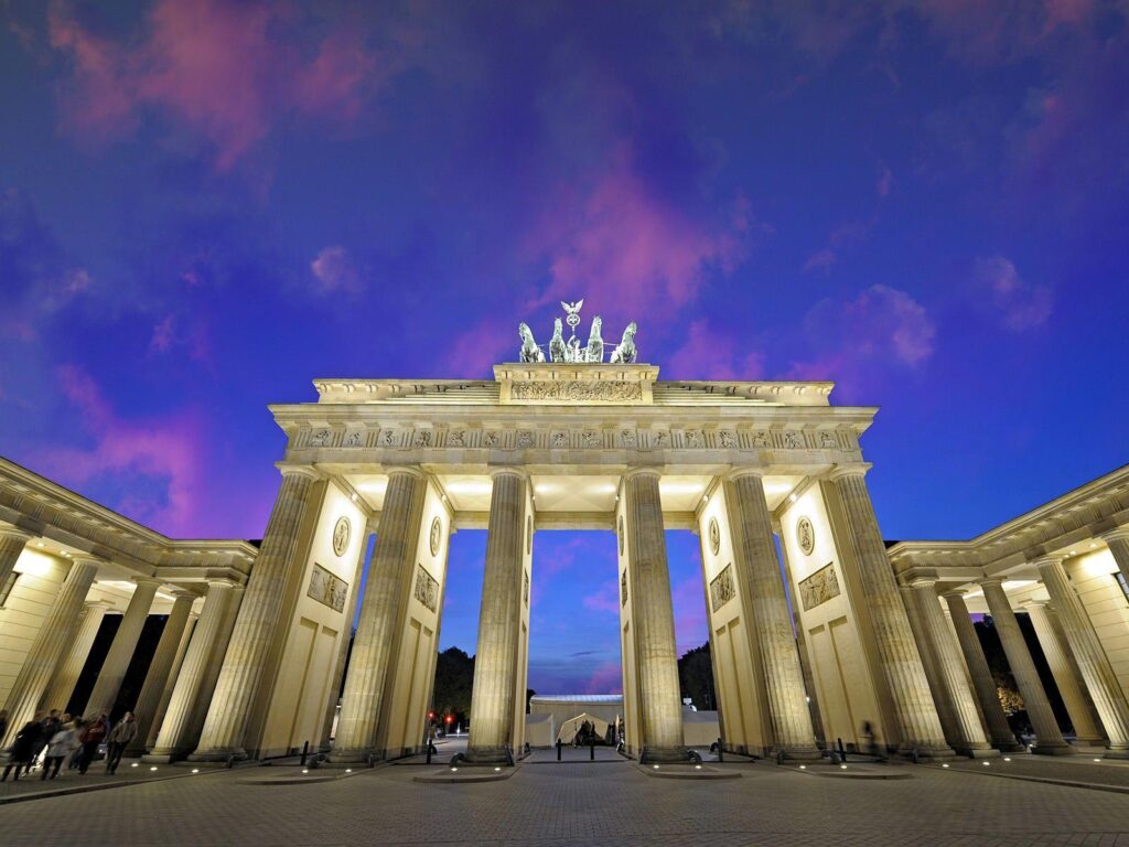 Berlin Travel 2K Wallpapers